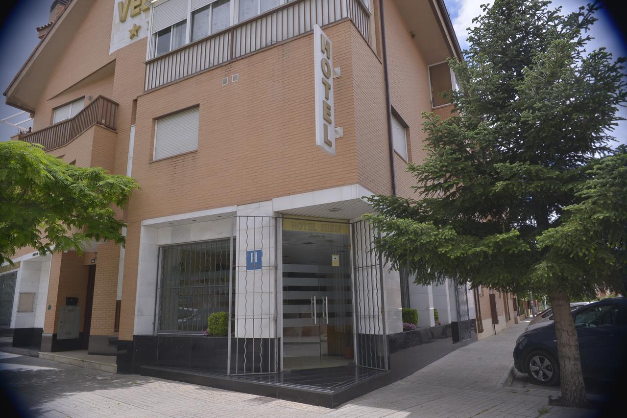 Hotel Velilla Velilla de San Antonio Eksteriør bilde
